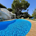 Villa White House With Pool By Homing