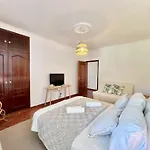 White House With Pool By Homing *