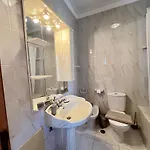 White House With Pool By Homing Villa *