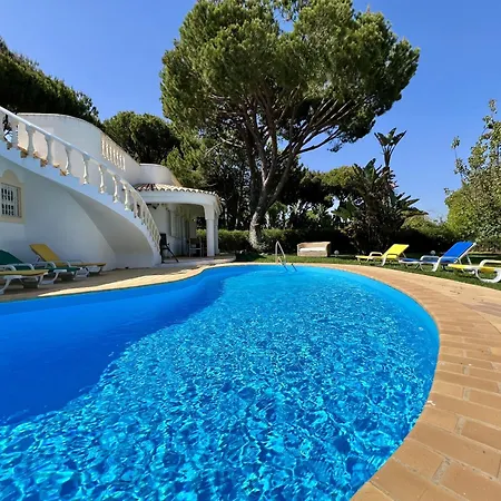Villa White House With Pool By Homing