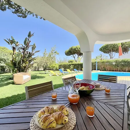Villa White House With Pool By Homing Vilamoura