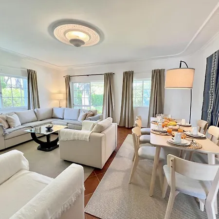 White House With Pool By Homing Villa