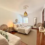 Вилла White House With Pool By Homing *